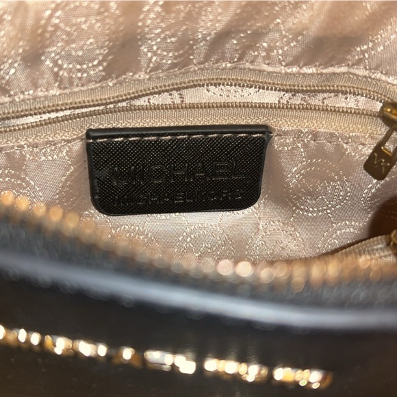 Michael Kors black mini side purse - Picture 2 of 2